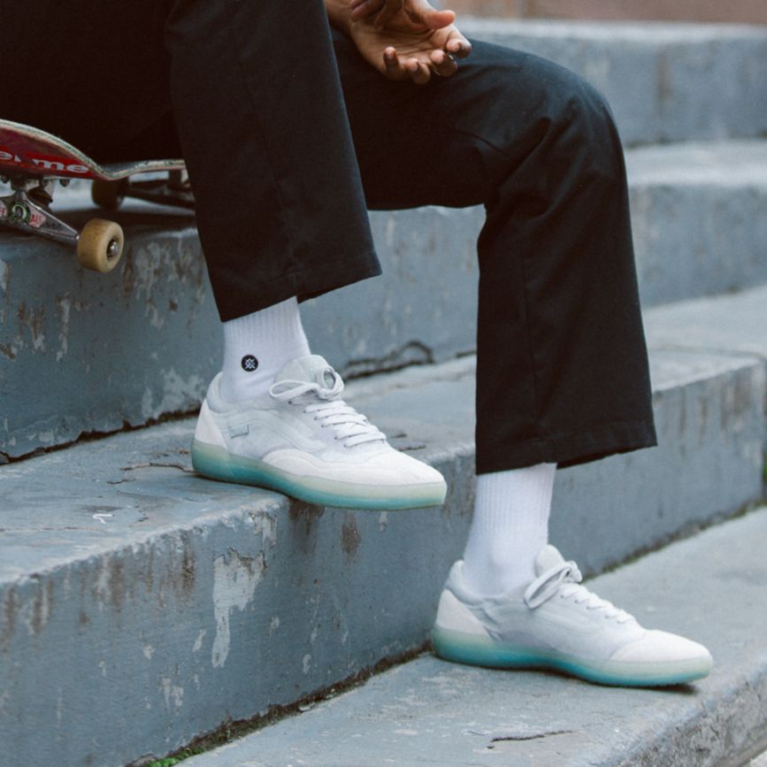 Vans Beatrice Domond AVE Pro Blanche | VN643W5PU66